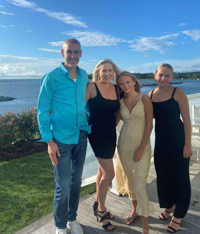 PartnerMD health coach Jaime Monsen and her family on vacation